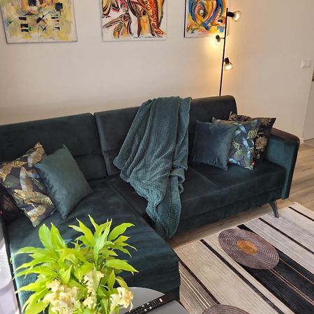 Apartament Nina イェレニャ・グーラ エクステリア 写真