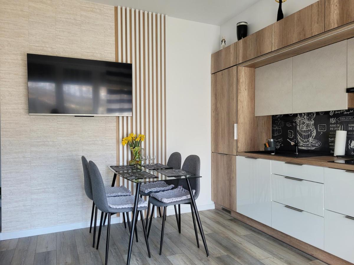 Apartament Nina イェレニャ・グーラ エクステリア 写真