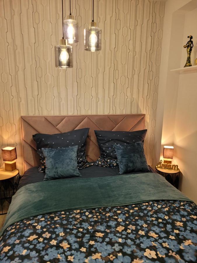 Apartament Nina イェレニャ・グーラ エクステリア 写真
